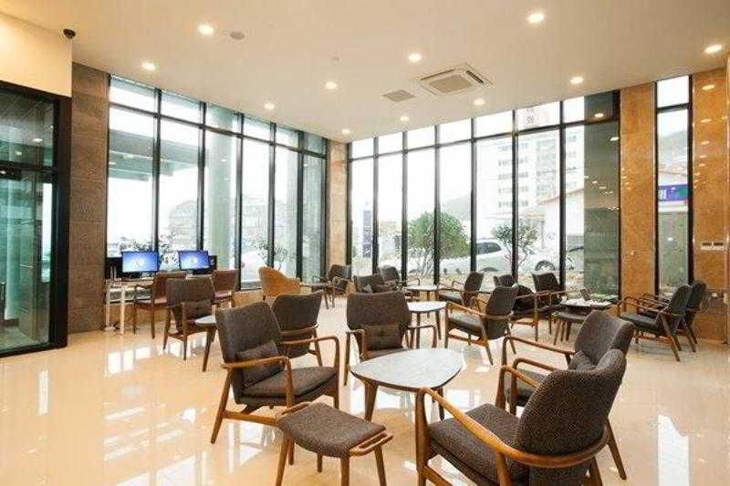 Sims Hotel Jeju Exterior photo